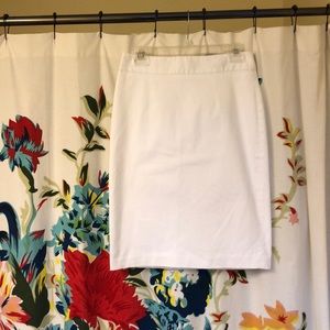Banana Republic | White Pencil Skirt | Sz 2